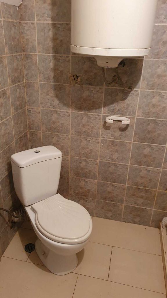 Дава се под наем Двустаен апартамент в Асеновград - 50 кв.м за 83000 € - Снимка #12