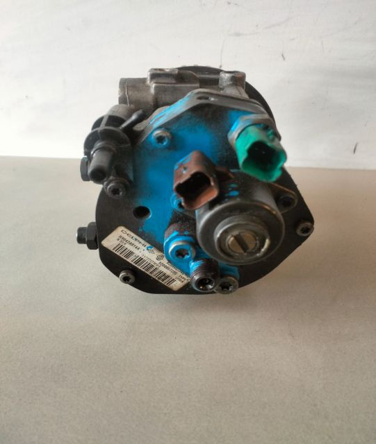 Pompa de inalta presiune 1.5 dci 8200057346-C Renault Kangoo a 2-a ge