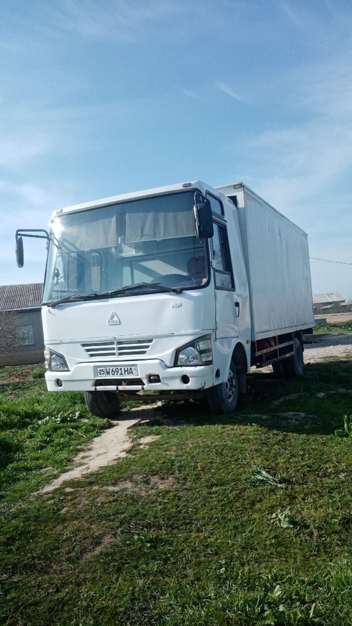 исизу автобусдан йигилган