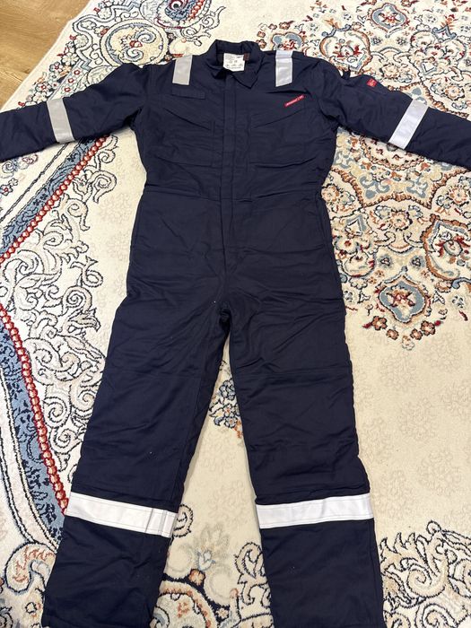 Мужской зимний комбинезон