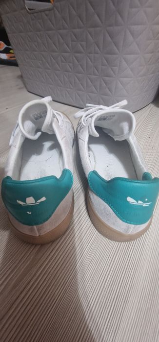 Adidasi Adidas originali