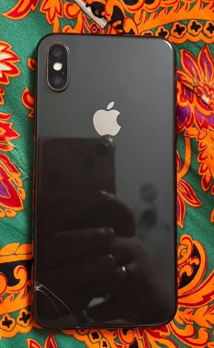 iPhone X, работает отлично