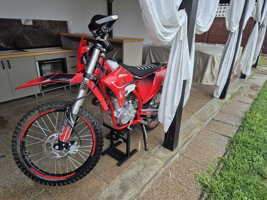 NOU - Motocicleta Enduro/Cross -  RDB 200cm, 4 timpi.