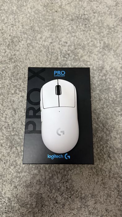 Mouse pro superlight logitech cu cutie