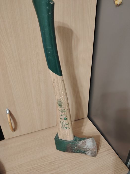 Немска брадва Connex 1250g.
