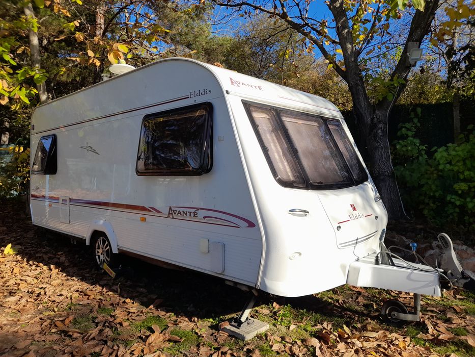 Перфектна петместна каравана "Elddis Avante 505" 2005г. с ФОРСЕЛТ!!!