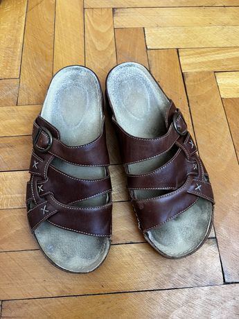 Papuci piele naturala Marimea 38