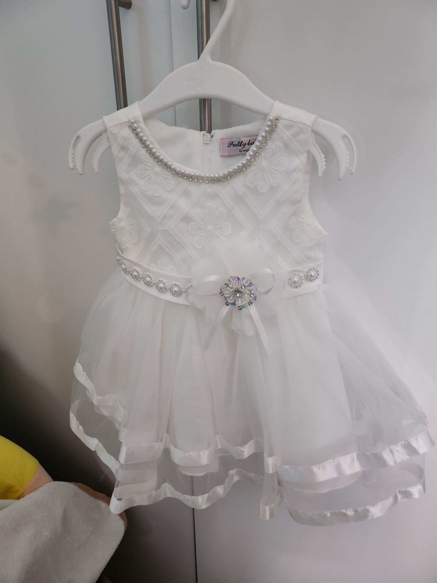 Официална бебешка рокля за кръщене
