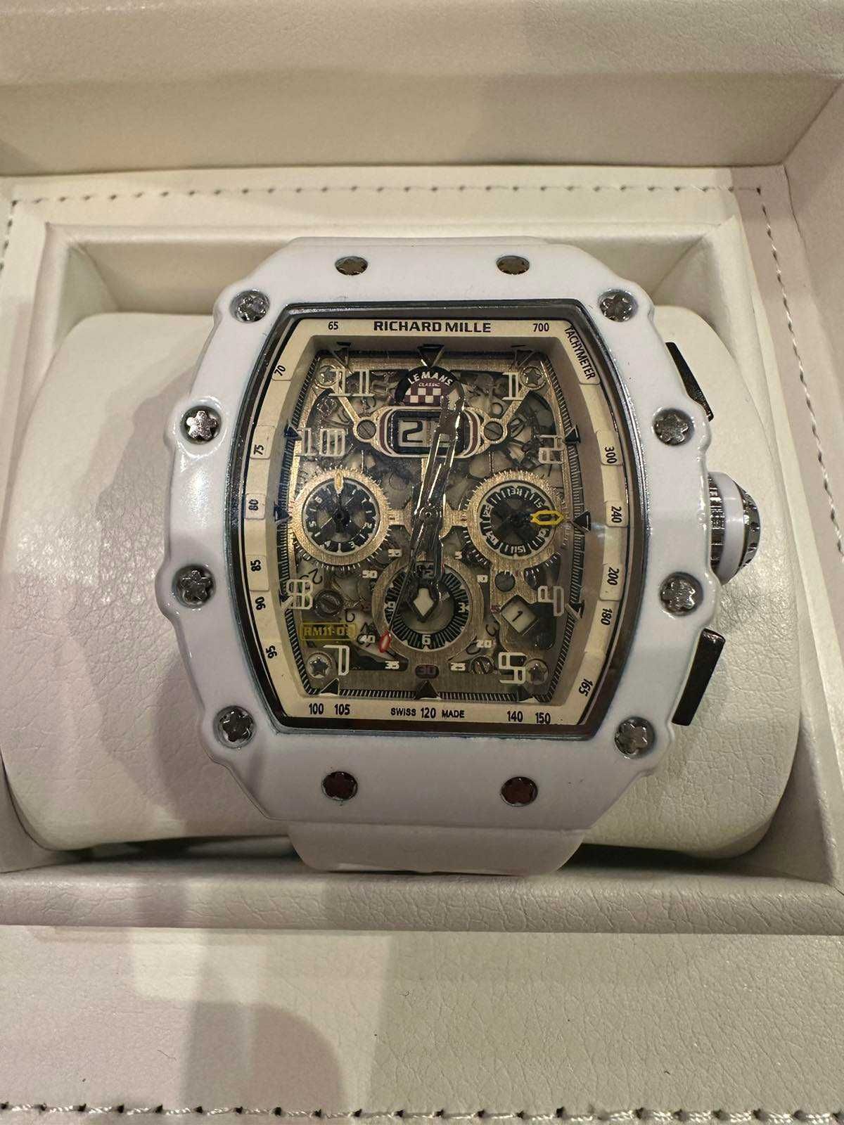 Часовник Richard Mille с Кития и Документи