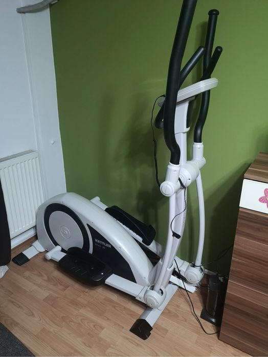 Vănd bicicletă eliptică Kettler Revo P