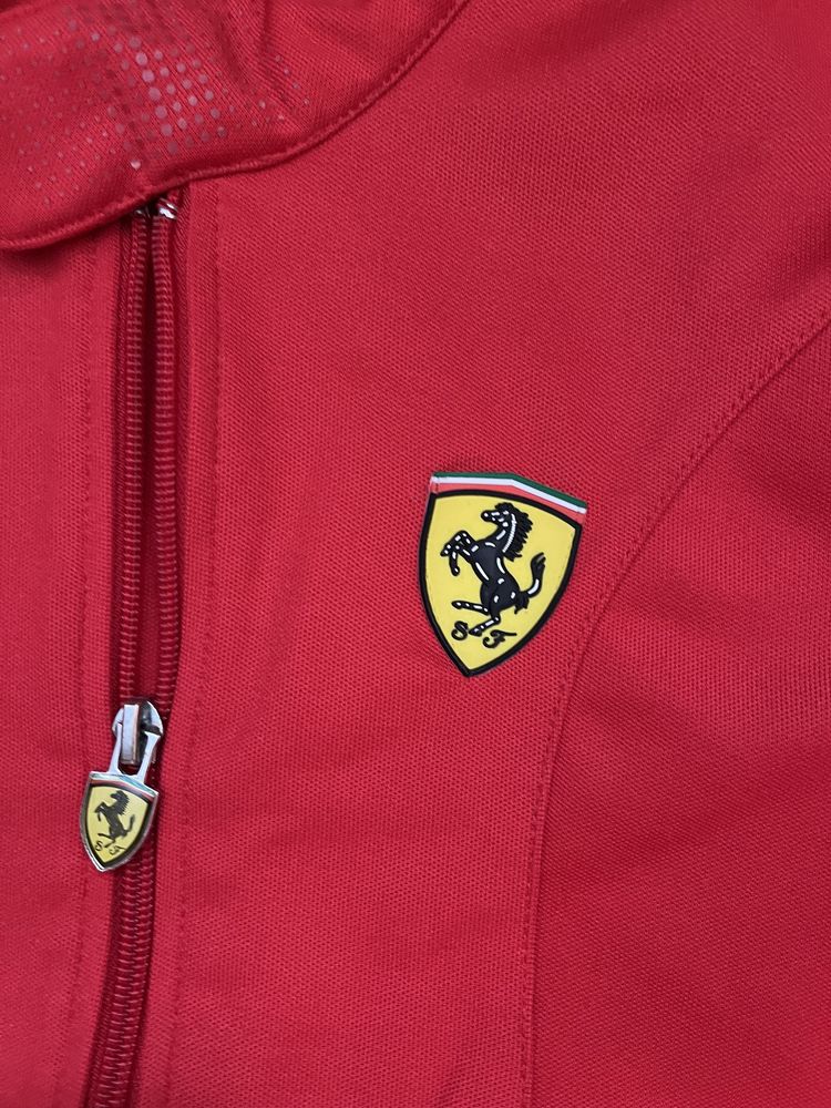 Trenind Ferrari , copii 10-12 ani