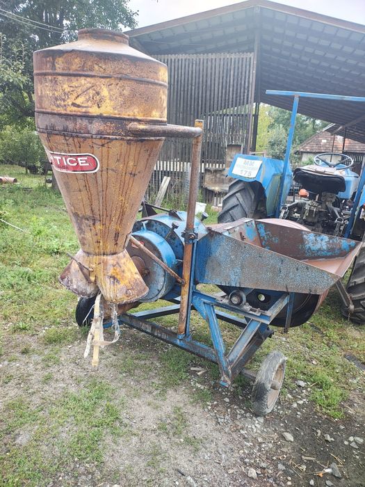 Moara măcinat porumb