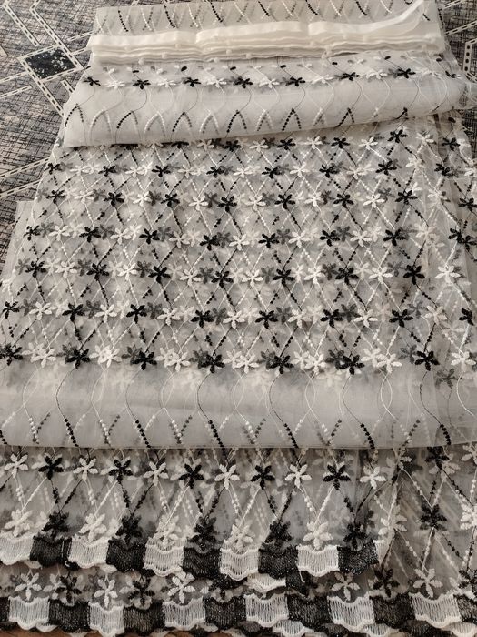 Ушити готови пердета 250вис 300шир по 16 лв бр