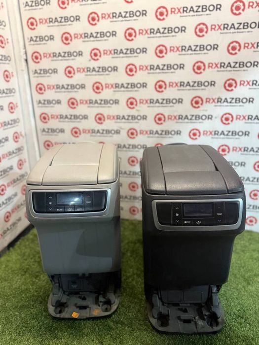 Подлокотник (бар) на Тойота Хайландер 2015- 19 / Toyota Highlander