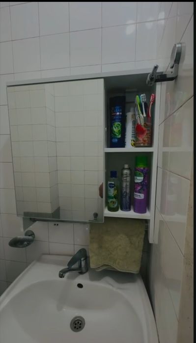 Oyna  rakvina,xojatxona,vanna uchun