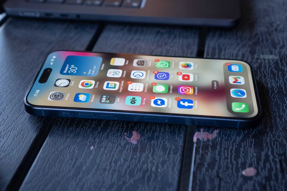 iPhone 15 Pro Max 256 GB Yettel