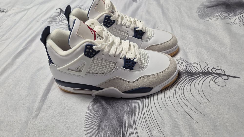 Jordan 4 SB Navy blue nike