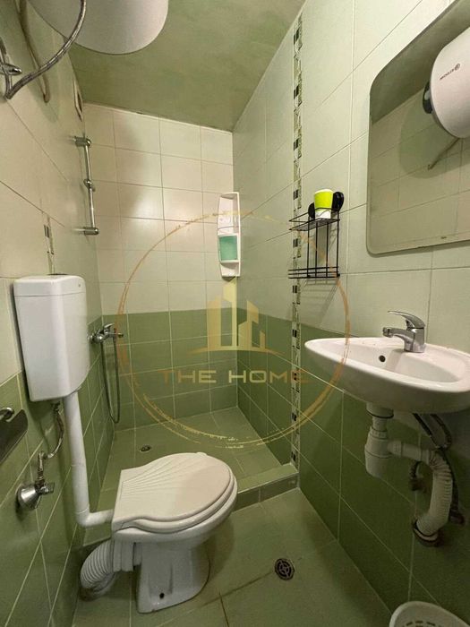 Дава се под наем Едностаен апартамент в Варна, Център - 30 кв.м за 300 € - Снимка #4