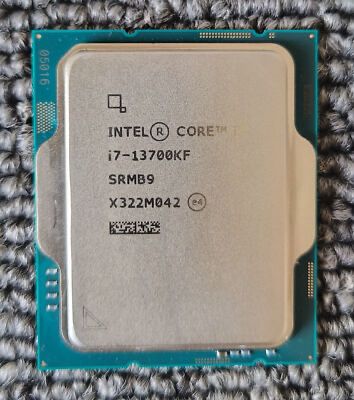 Intel i7 13700KF