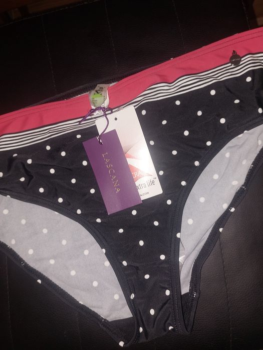 Дамски бански LASCANA