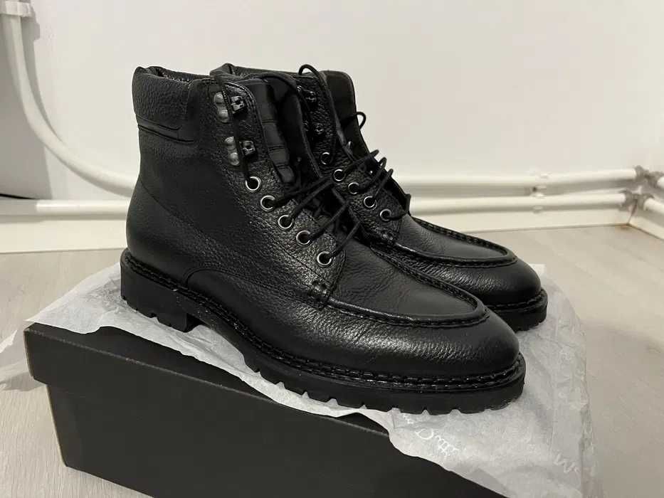 Cadoul perfect pentru El, 2 perechi Massimo Dutti + Geantă DiAmanti