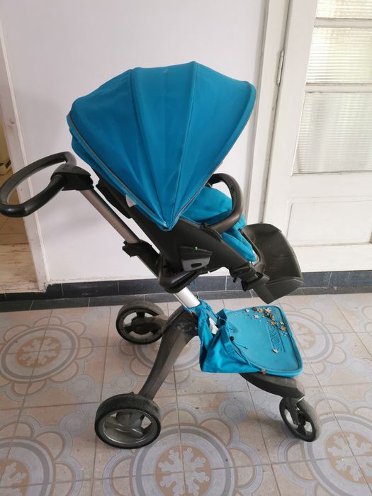 Carucior Stokke cu accesorii