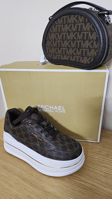 Кецове и чанта Michael kors
