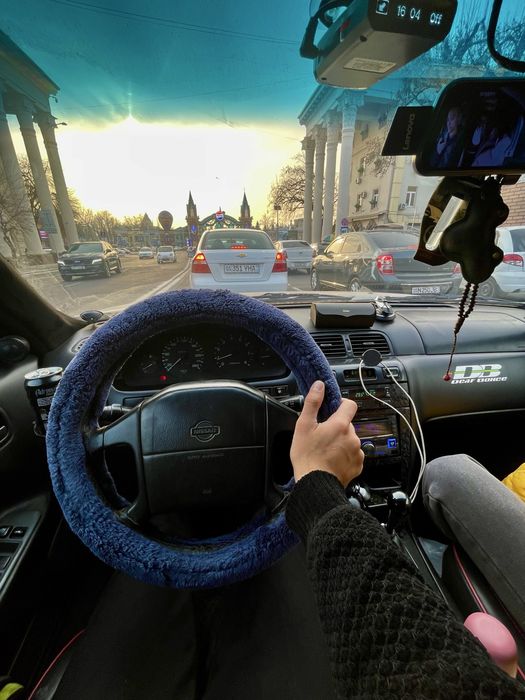 Продам Ниссан максима а32 2лит матор