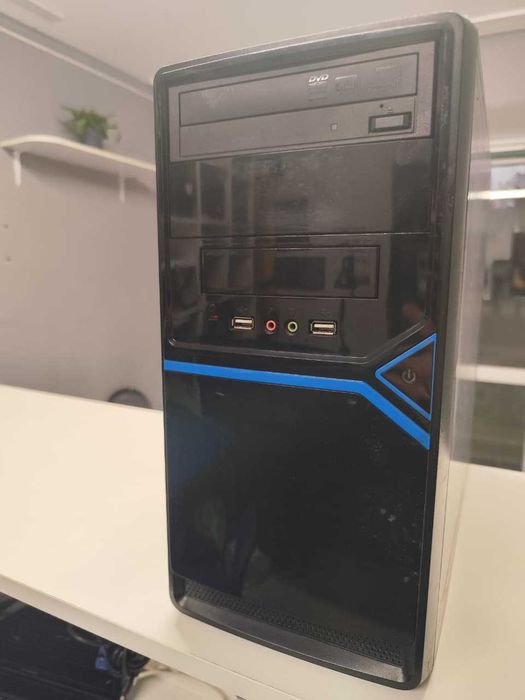 ПК компьютер core i3 все работает отлично