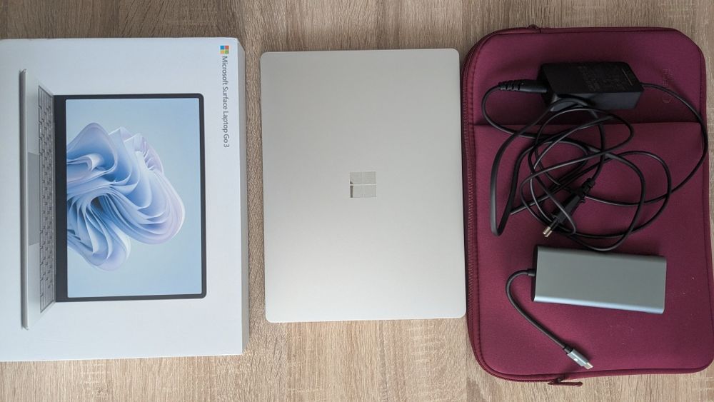 Microsoft surface laptop go 3