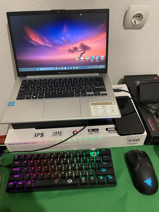 ASUS Vivobook Go 8GB/128GB