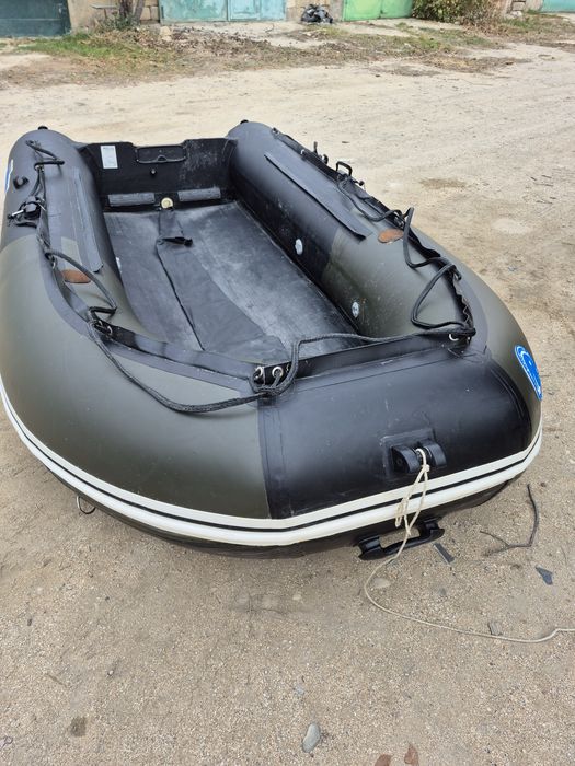 Продам лодку Шторм лайн 360.