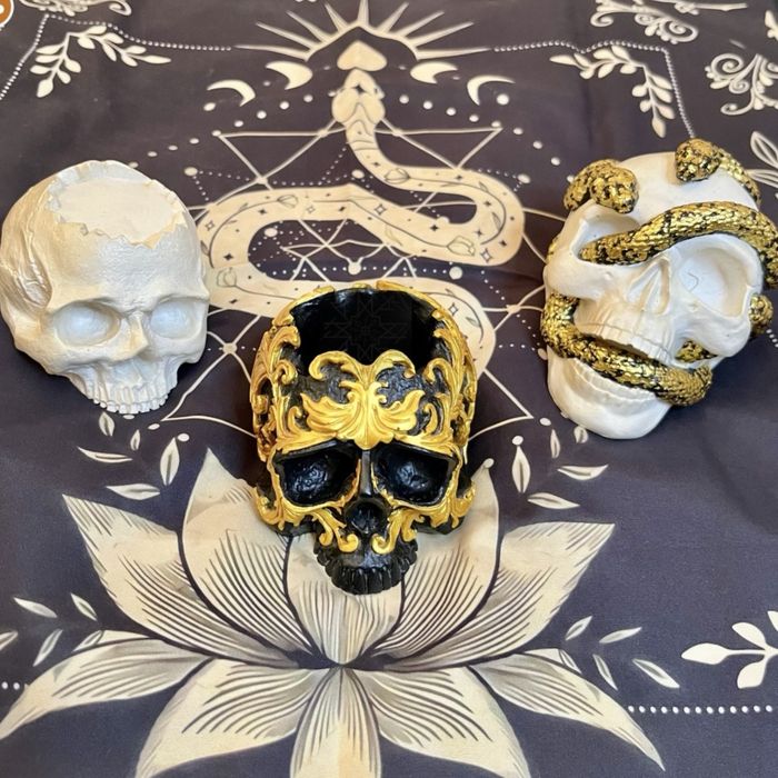 Статуэтка череп ручная работа