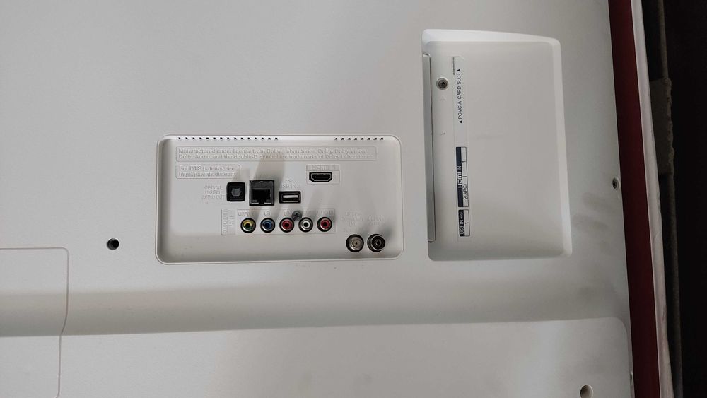 За части - Телевизор LG 49UM7390PLC