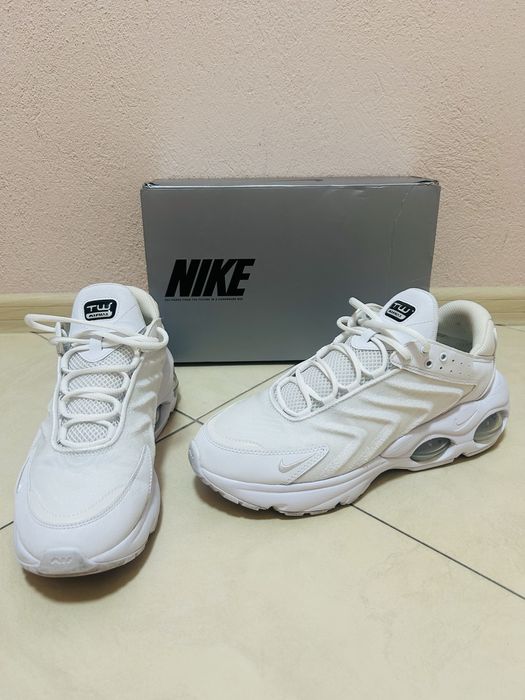 Оригинални маратонки Nike tw