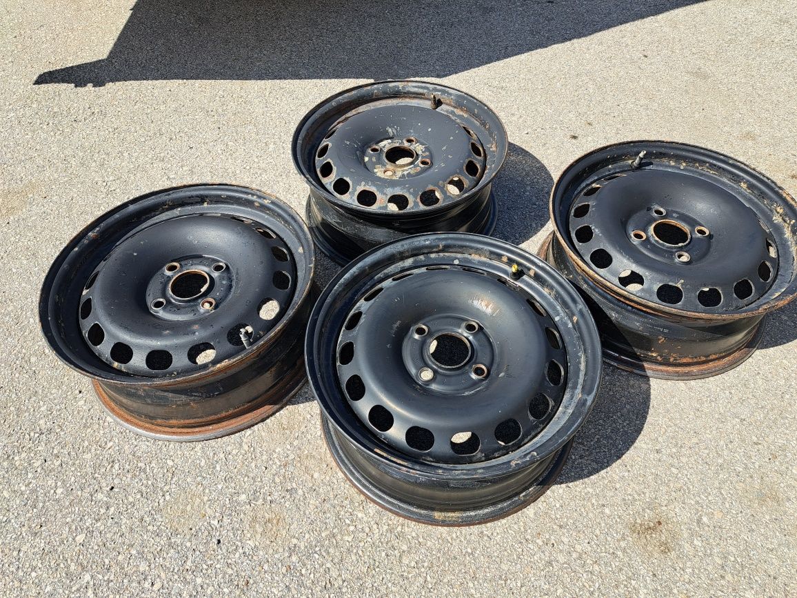 4х108/15 Ауди Б4 Б3 80 90 4x108/15 Audi Ford железни джанти