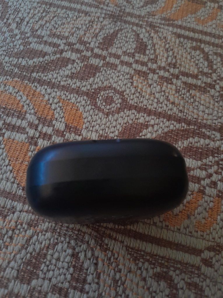 Vând căști JBL în stare foarte bună
