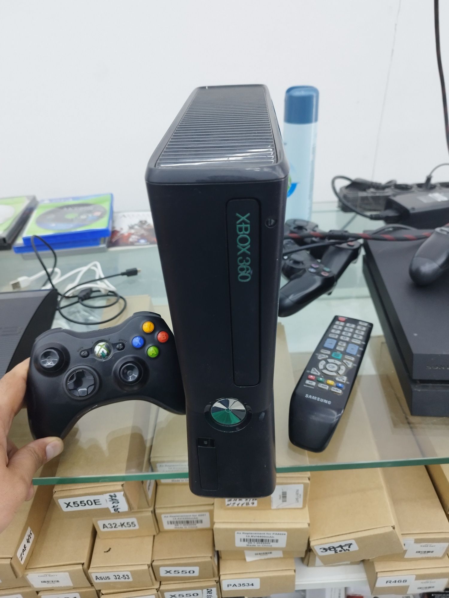 Xbox 360+жостик+игры