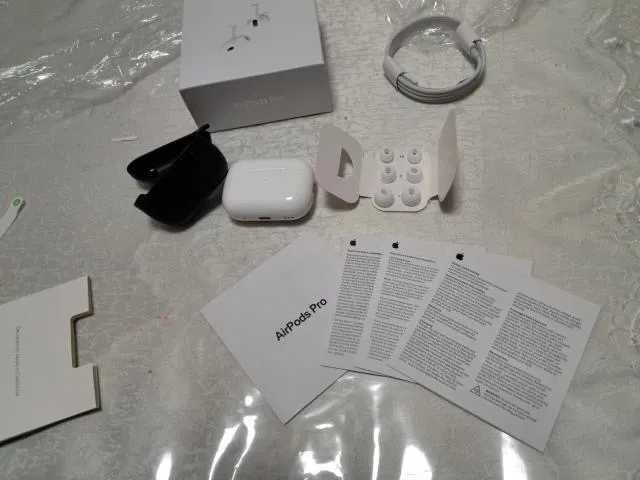 Apple Airpods Pro 2 Lightning