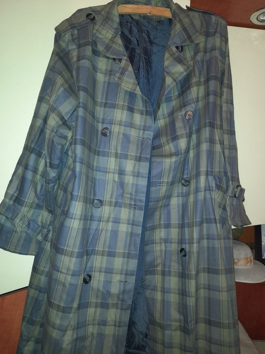 Vind pardesiu ( parpalac) pentru toamna și primăvară