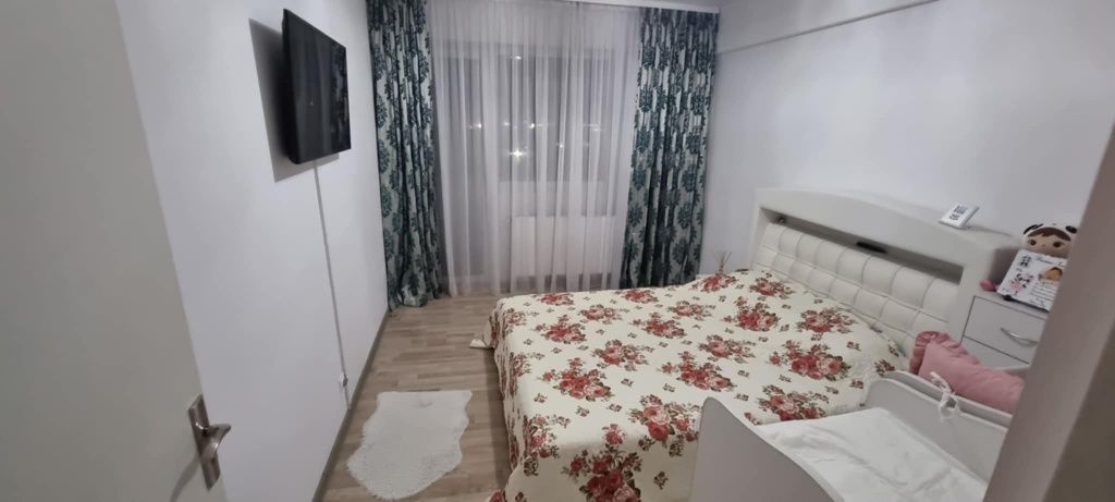 Închiriez apartament cu 2 camere situat in Bragadiru 
Zonă liniștită
