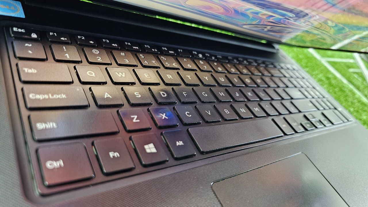 Notebook kk mi? IT ni boshlayotgan har bir kishga mos universal laptop