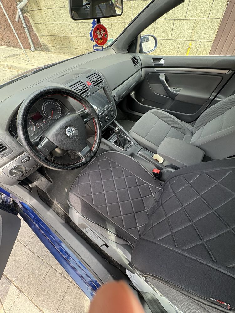 Vând Vw Golf5 1.9Tdi