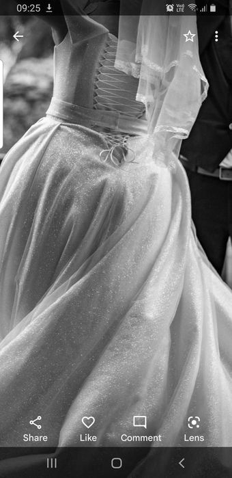 Vand rochie de mireasa marimea M ; L ( 40 ; 42 )