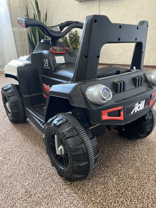 Электронный квадрацикл для детей новый