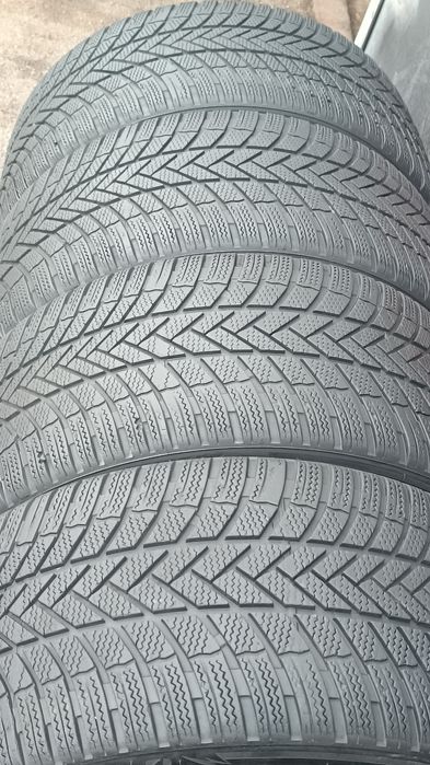 255/35/19 Bridgestone Дот 2222