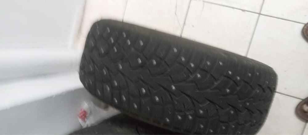 Продам зимние шины