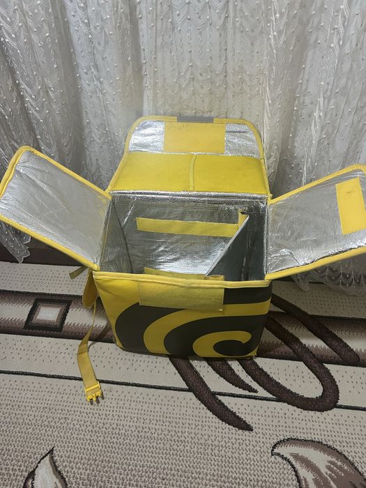 Продаю термо сумку Яндекса