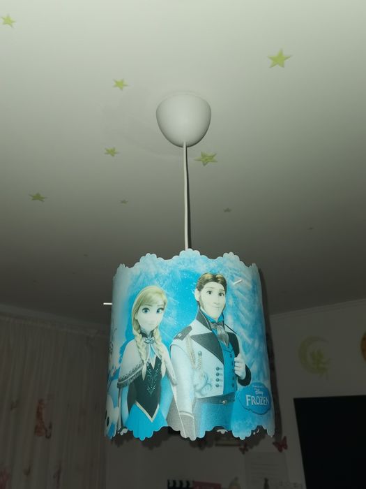 Lustra pt camera copii