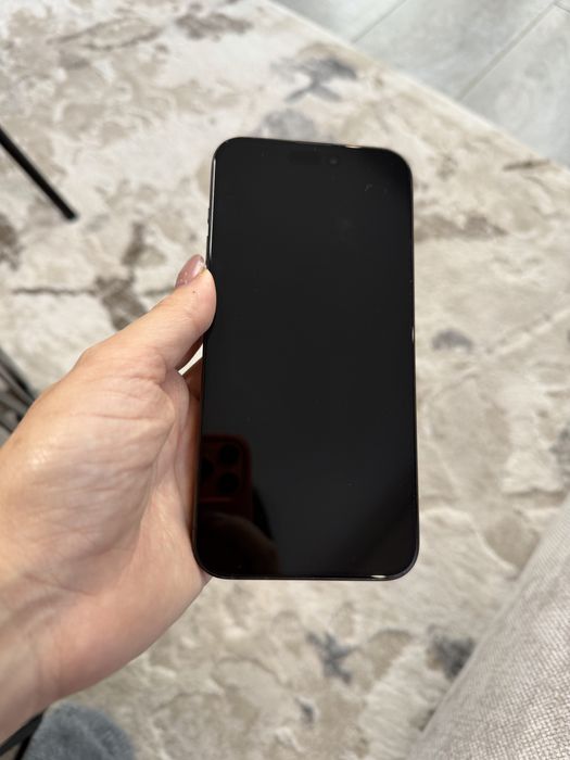 Iphone 15 PRO MAX 256 + документ за покупка и подарък